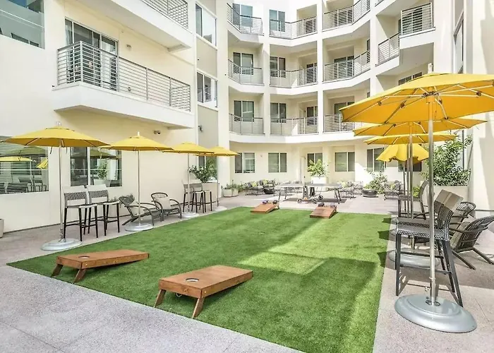 Cozysuites Paradise Under The Palm Trees! 12 Apartment